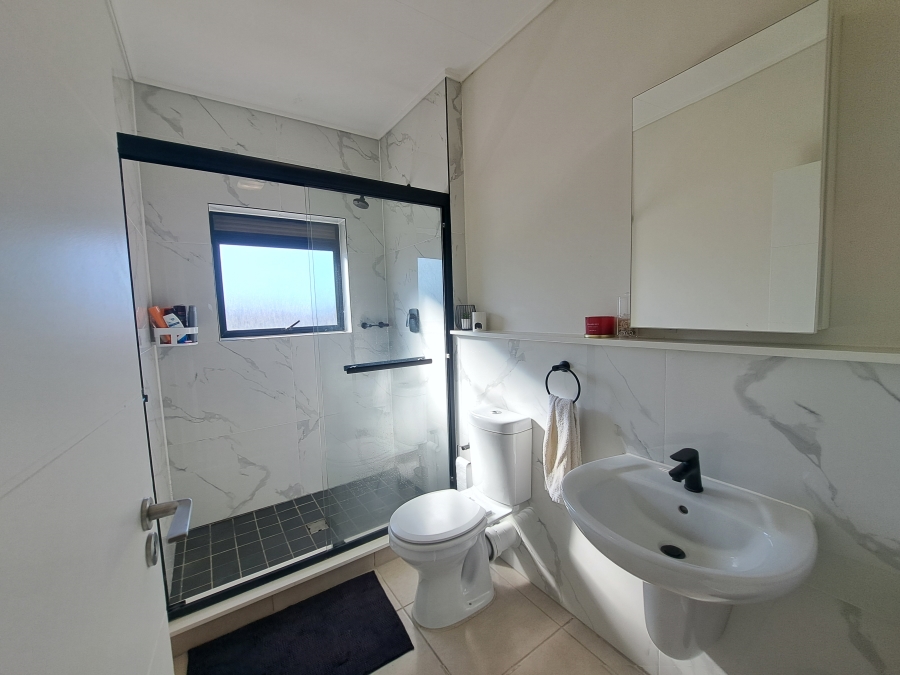 To Let 1 Bedroom Property for Rent in Richwood Western Cape